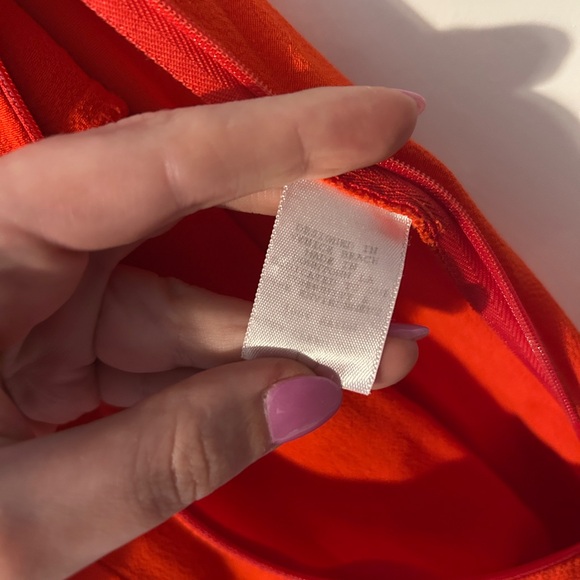 Chic Scarlet Jumpsuit Size Medium - Picture 4 of 4